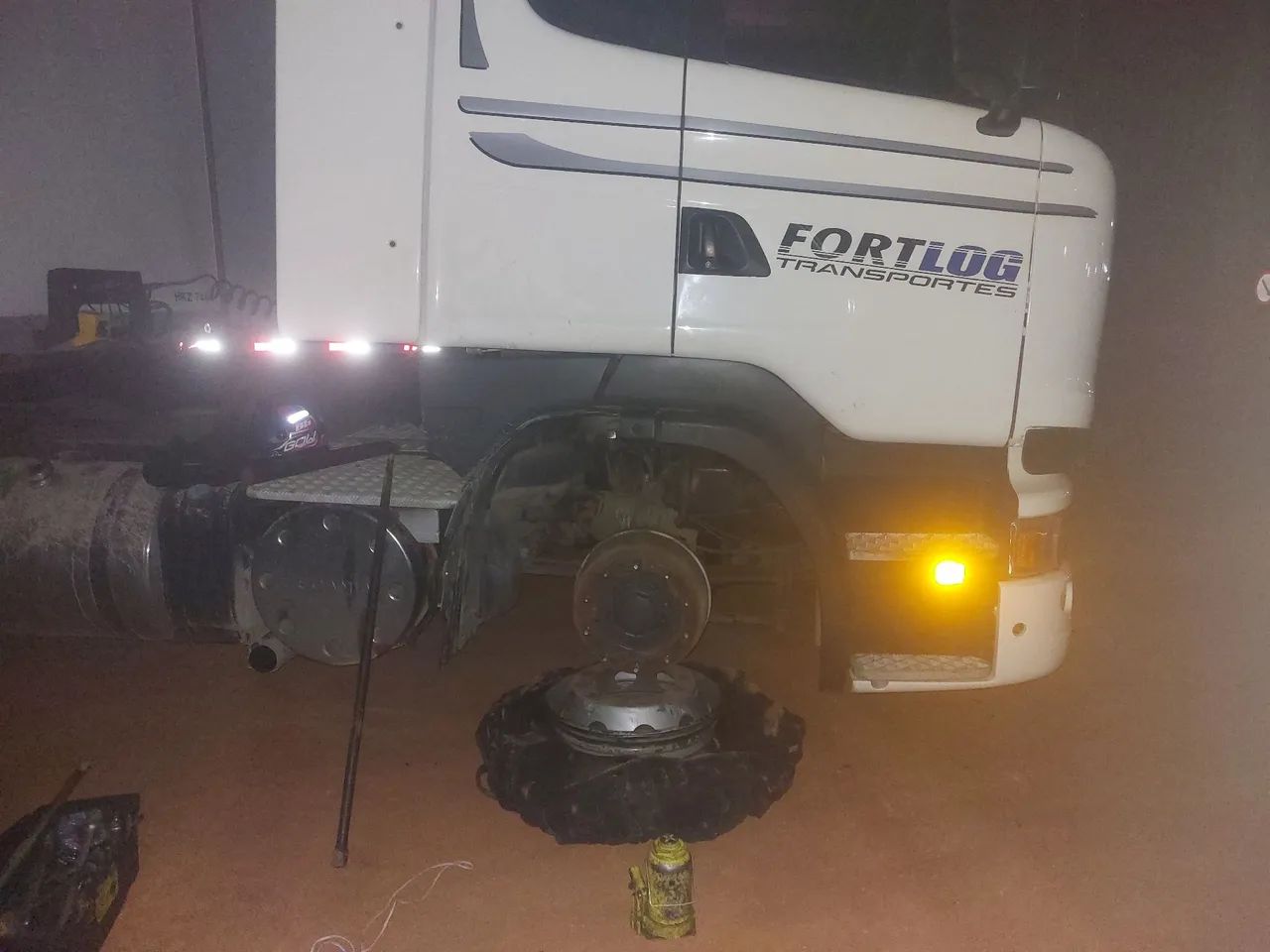 Resgate de caminhões 24h  - Foto 3