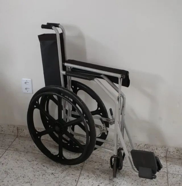 Cadeira de Rodas (Aluguel Mensal) - Foto 3