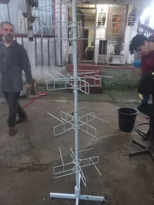 Expositor de Metal para Loja - Foto 3