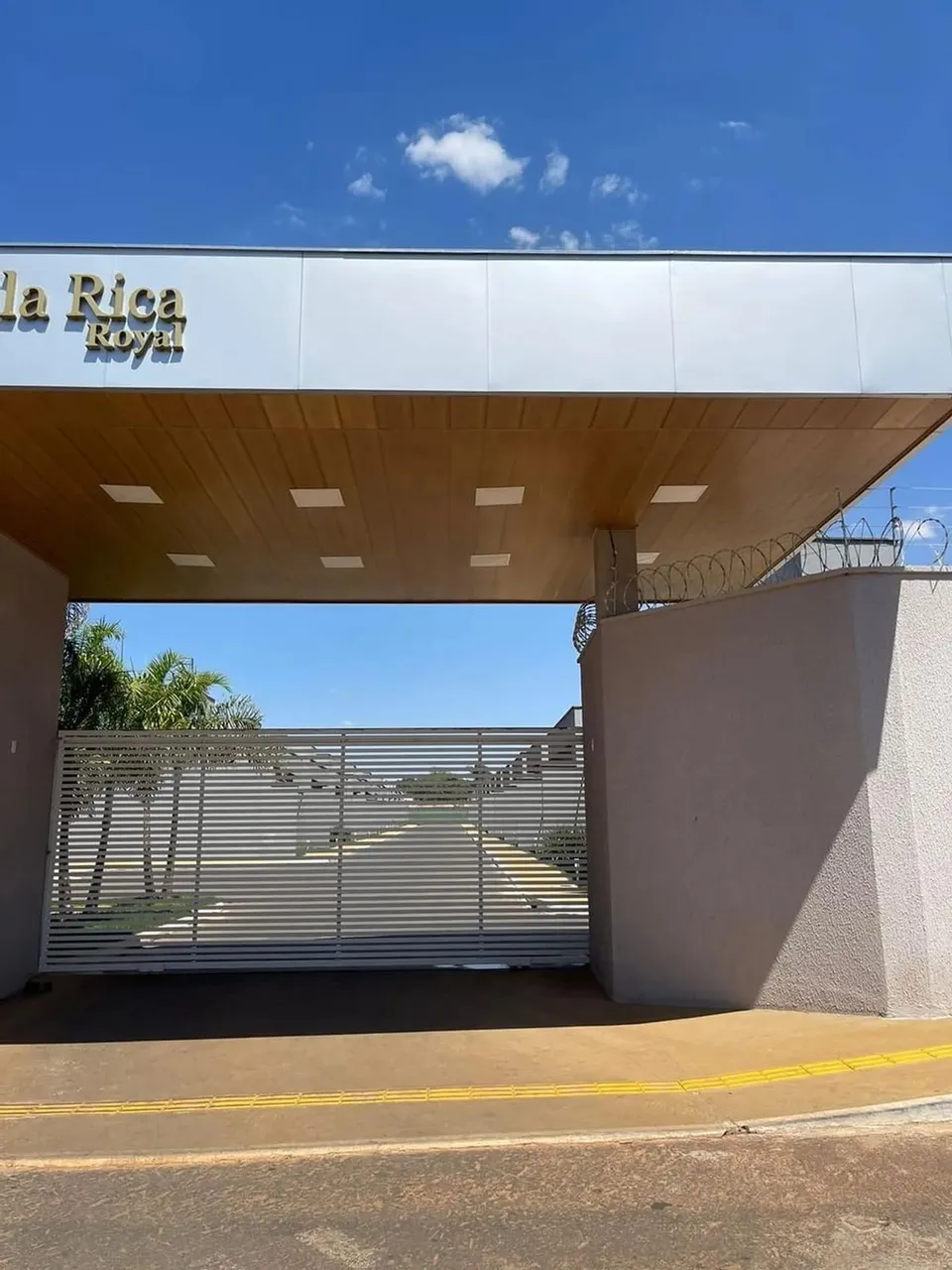 Casa para alugar em Aparecida de Goiânia, Chácaras São Pedro, com 3 quartos, com 88 m²