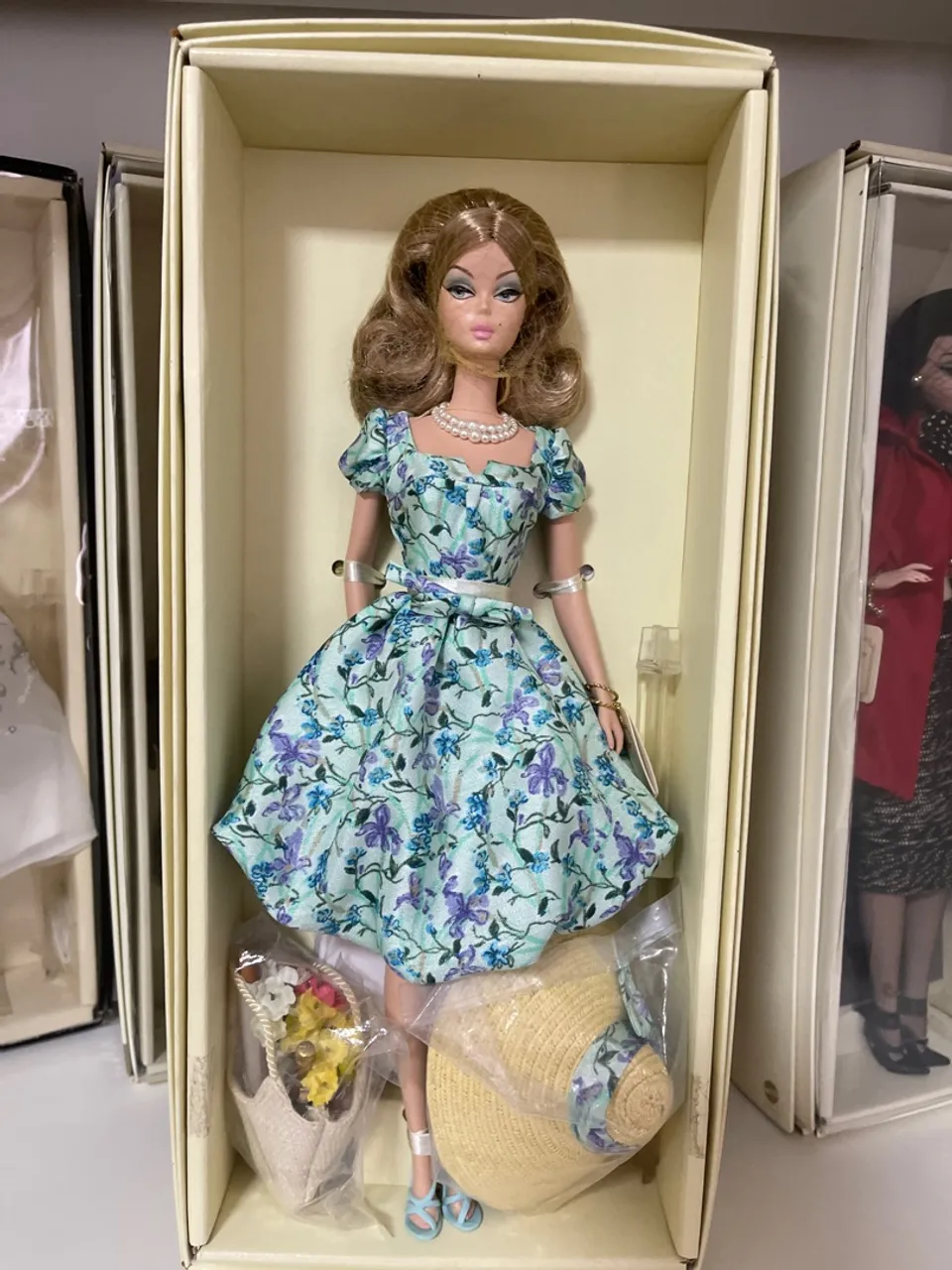 Barbie Market Day Silkstone