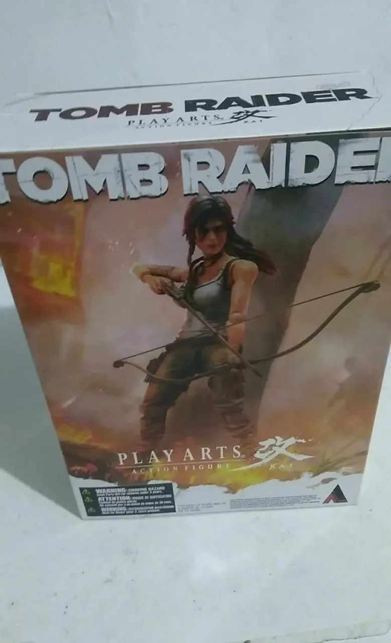 Boneco de ação Tomb Raider Play Arts Kai Lara Croft - Foto 2
