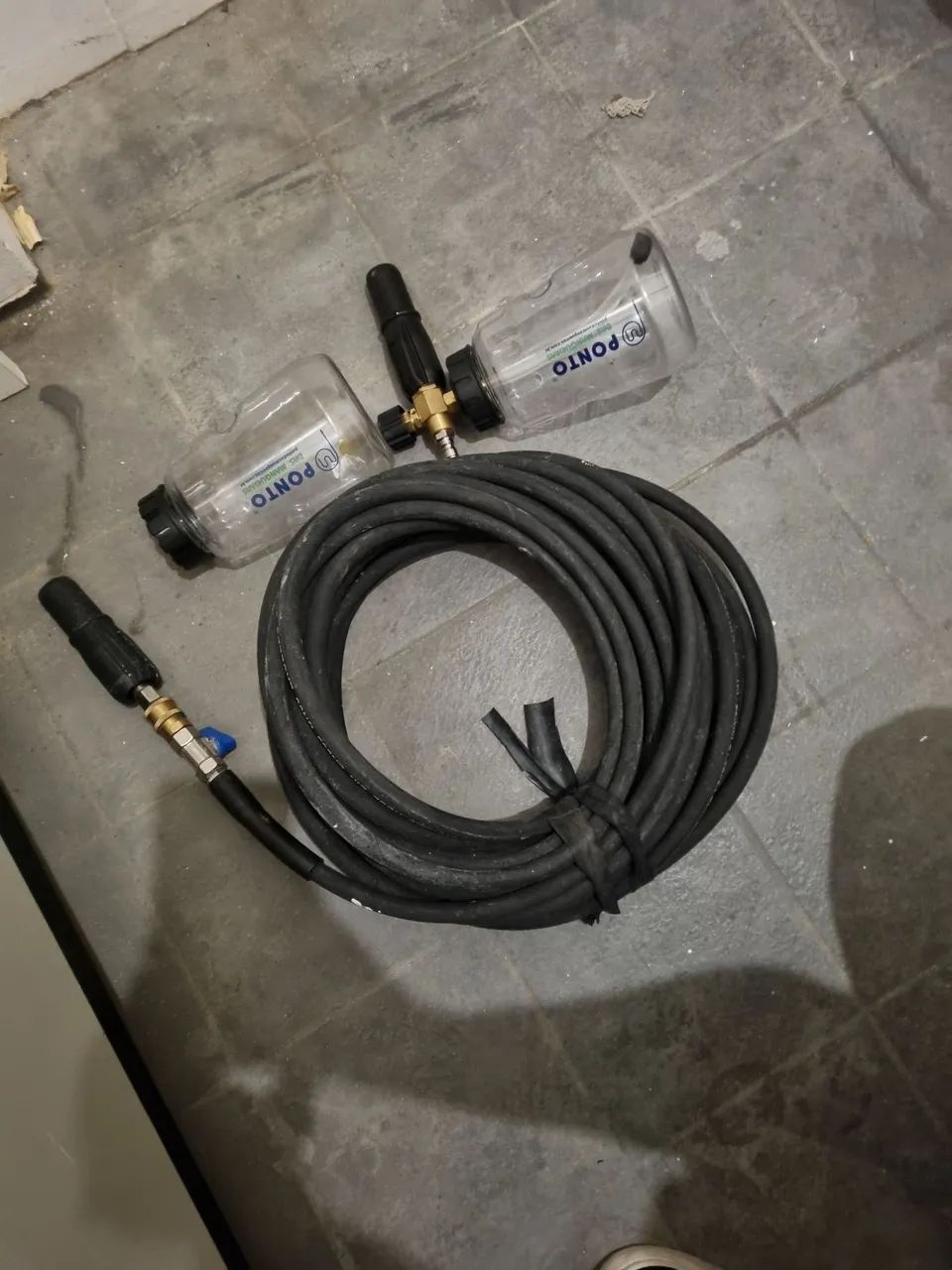 Kit de Lavagem Automotiva - Mangueira e Espumador