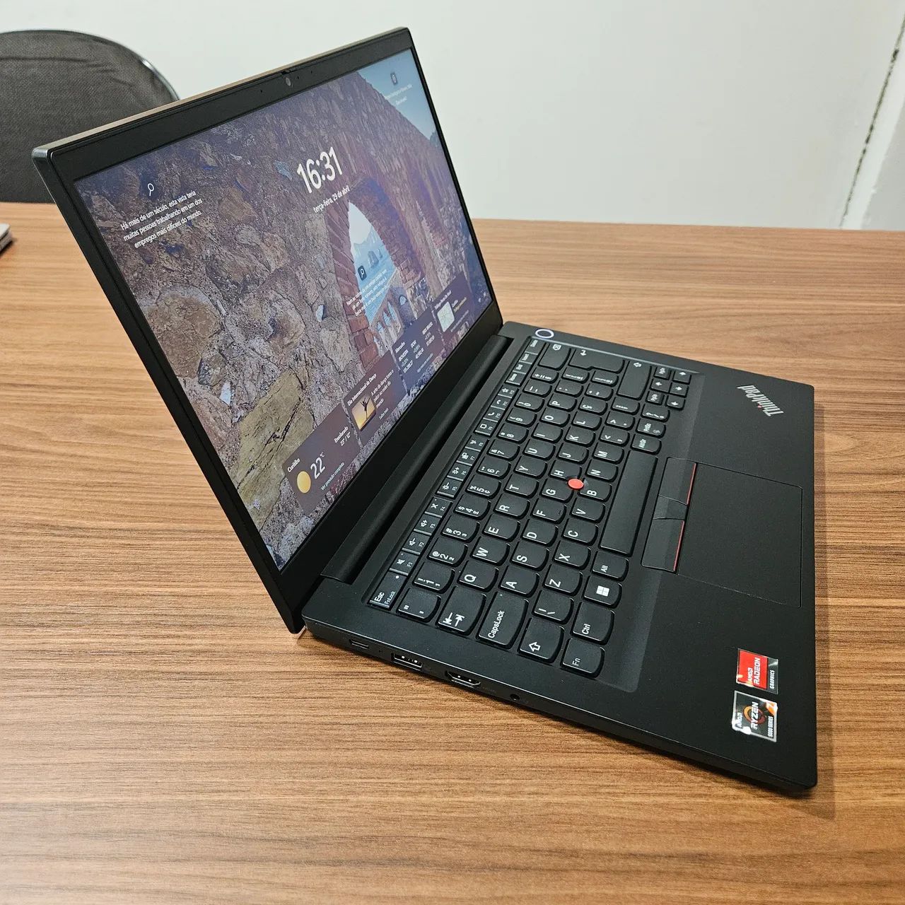 Lenovo Thinkpad E14 Gen3 AMD Ryzen 7 5700U 16GB 512GB Tela 14 FHD - Foto 5