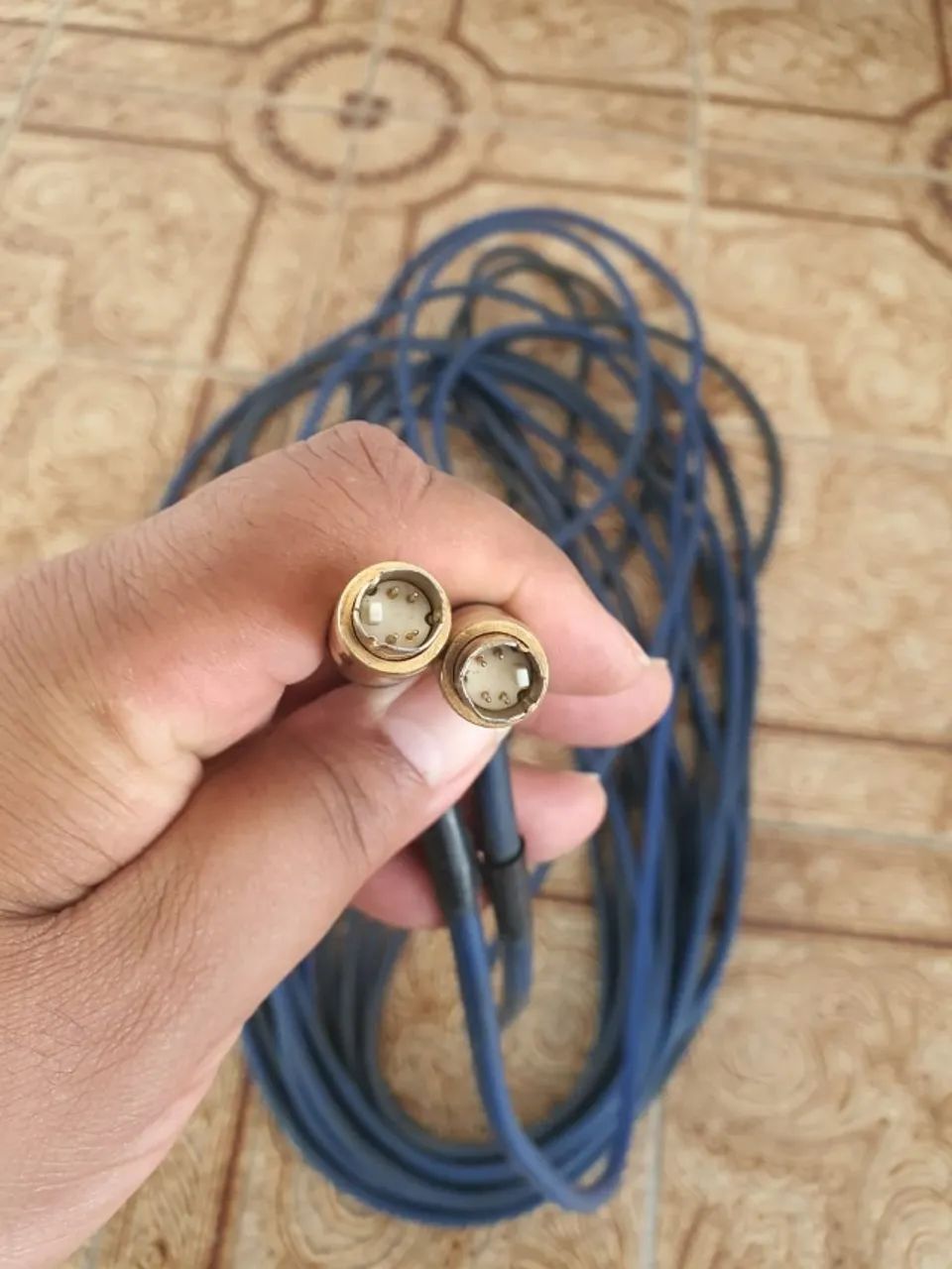 Cabos para Filmadoras com Saida de Vídeo S Video - Foto 2