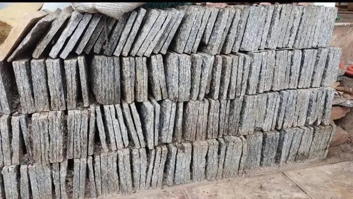 Pedras para revestimento Miracema - Granito  - Foto 2