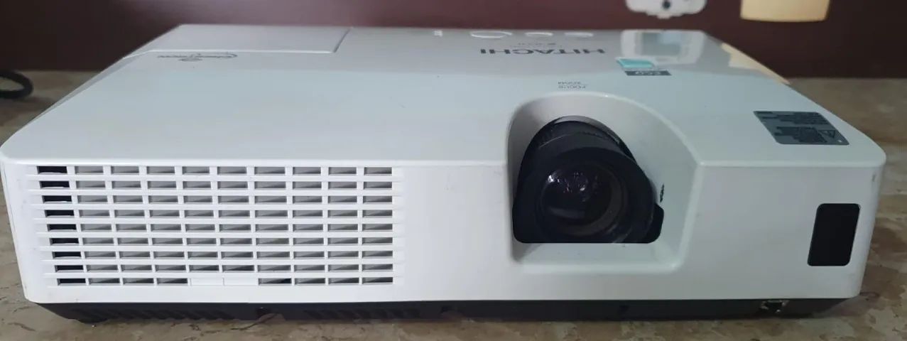 350Projetor Hitachi CP-X2521WN - Foto 3