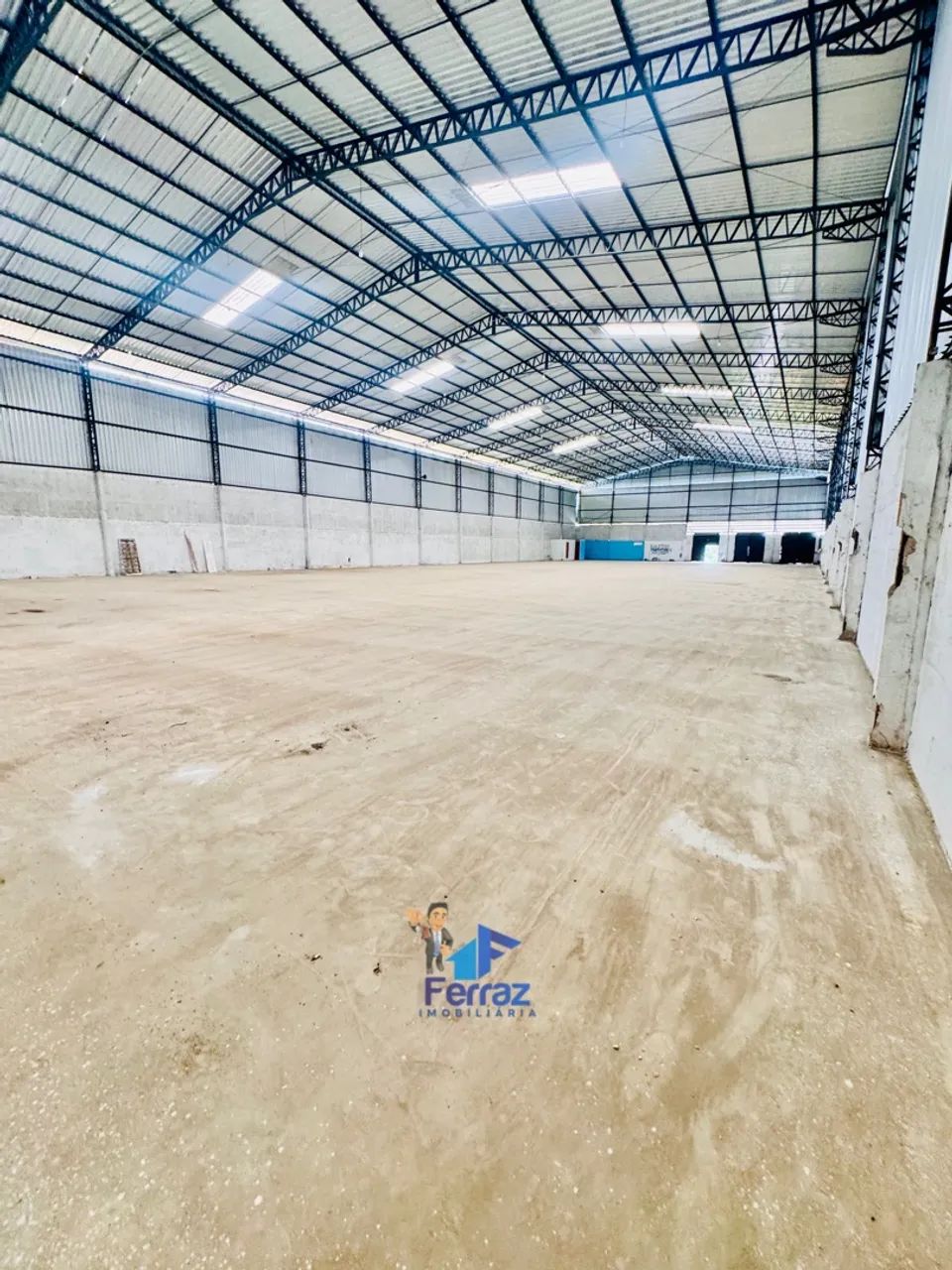Galpão 2.350m2 Av. Turismo - Foto 2