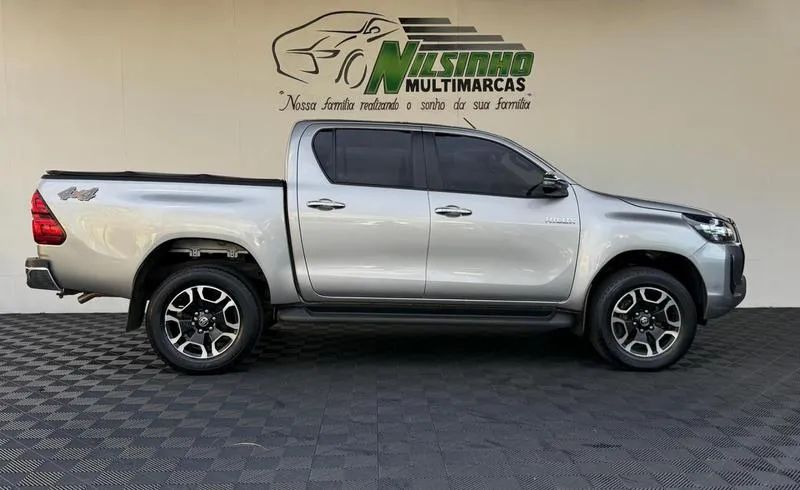 TOYOTA HILUX CDSRVA4FD 2023 - Foto 3