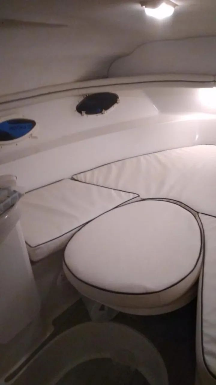 Lancha Chris Craft, motor Volvo 300hp - 2010 - Foto 7