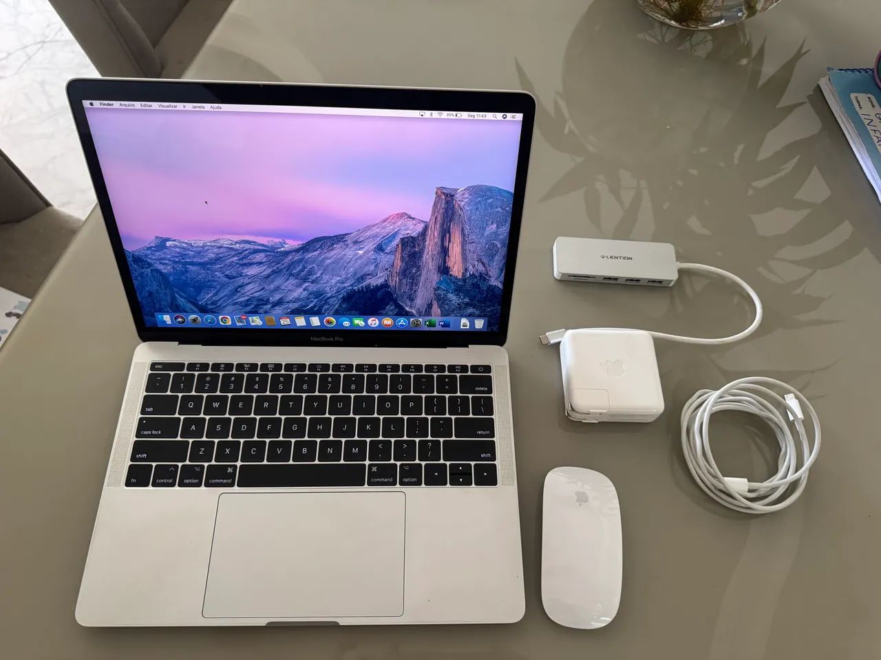 MAC BOOK PRO