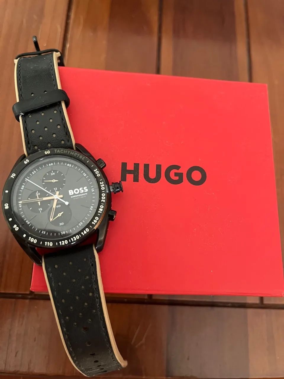 Relógio All Black Hugo Boss Quartzo. Acompanha Caixa, Lenço e NF.