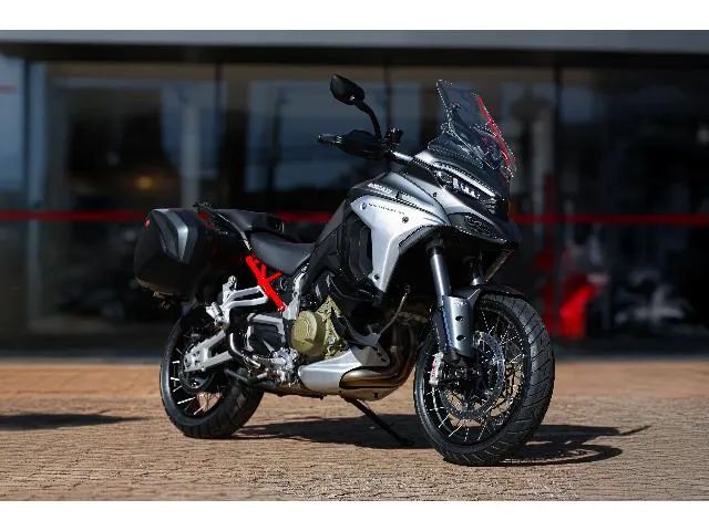 DUCATI MULTISTRADA 1160 V4S 1100 cc 