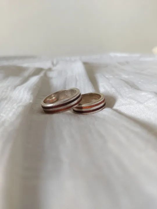 DIA DAS MÃES! Anel Edmilson Menezes Prata com detalhe em coral - tams 15 e 17 - Foto 2