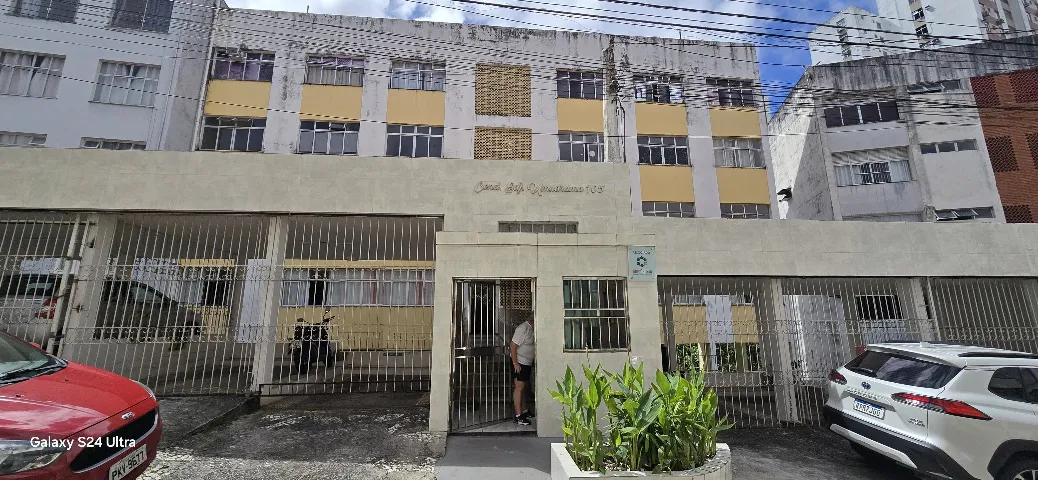 Apartamento 2/4 com uma suíte no Bairro do Canela, Salvador-Bahia.