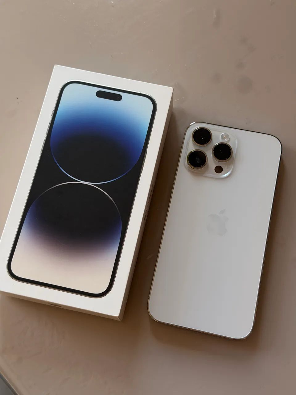 iPhone 14 Pro Max 512 GB Prata - Bateria em 84% - Celulares e