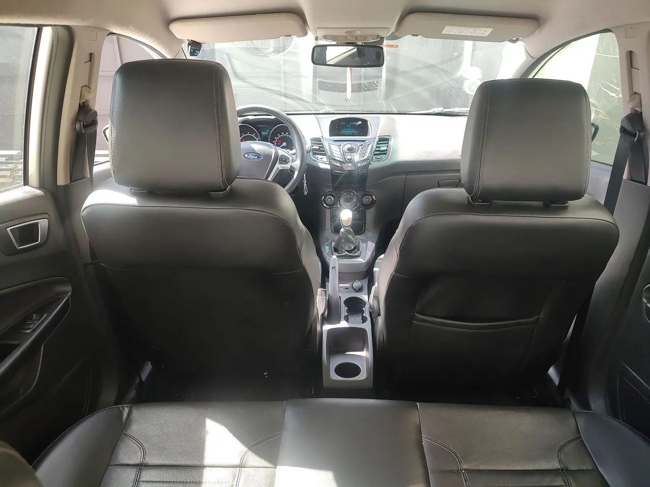 Ford Fiesta Titanium 1.6 16V Flex Mec. 2015 - Foto 10