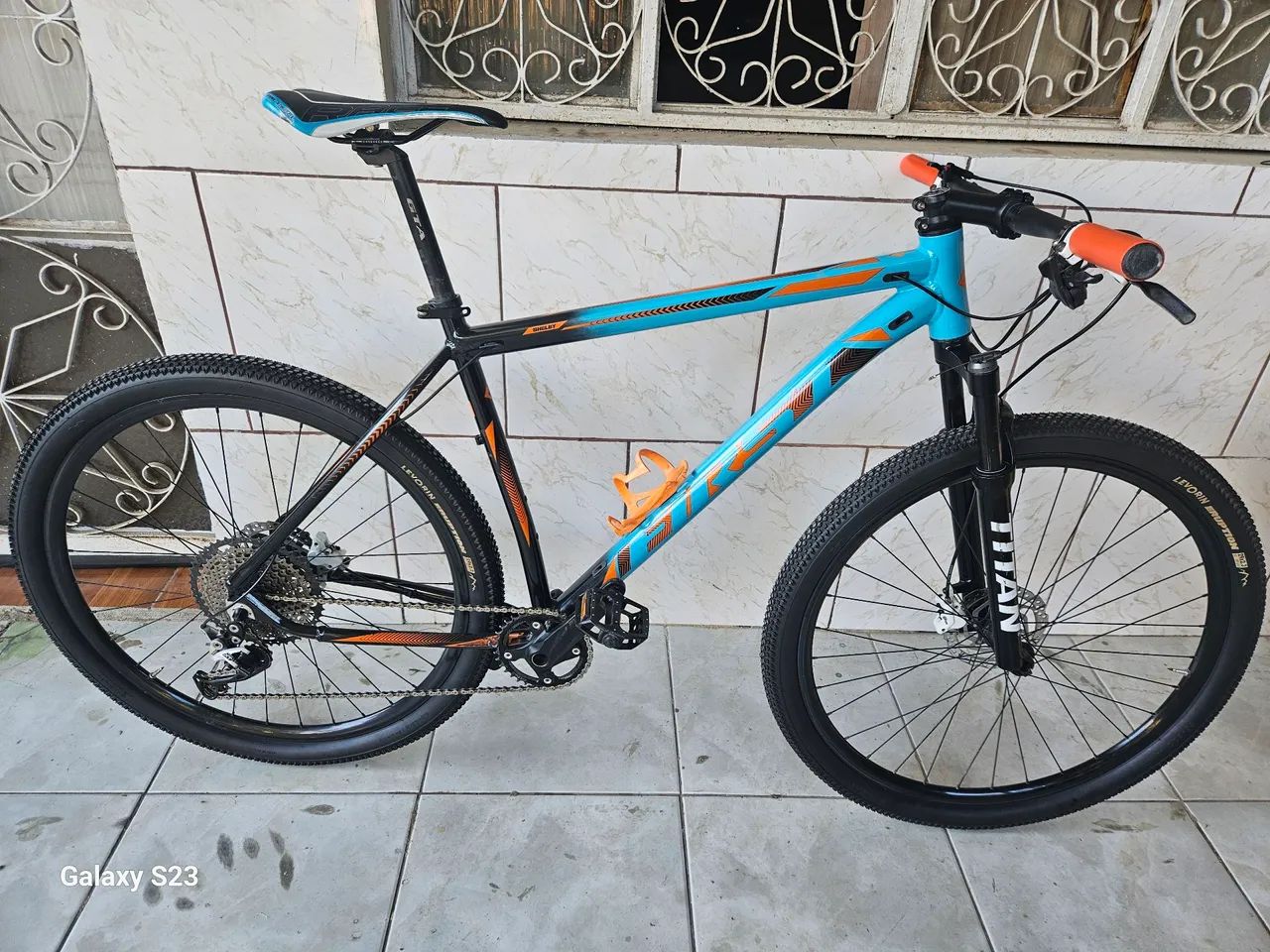 Bicicleta First 29er