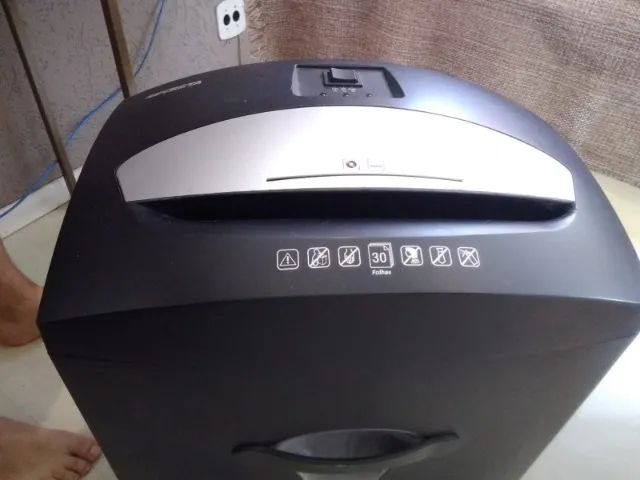 Fragmentadora Secreta S300D - 30 folhas / CD / Cartões - Foto 3