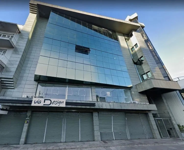 Venda de Salas Comercial em Caxias do Sul, bairro São Pelegrino