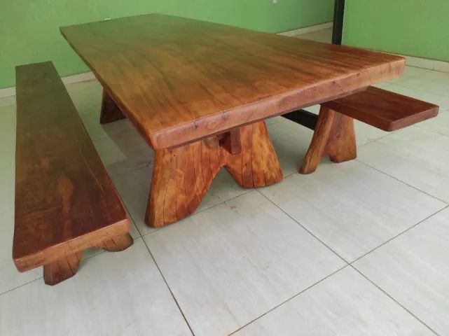 Vendo Mesa Rústica artesanal 3mts com bancos - Foto 2