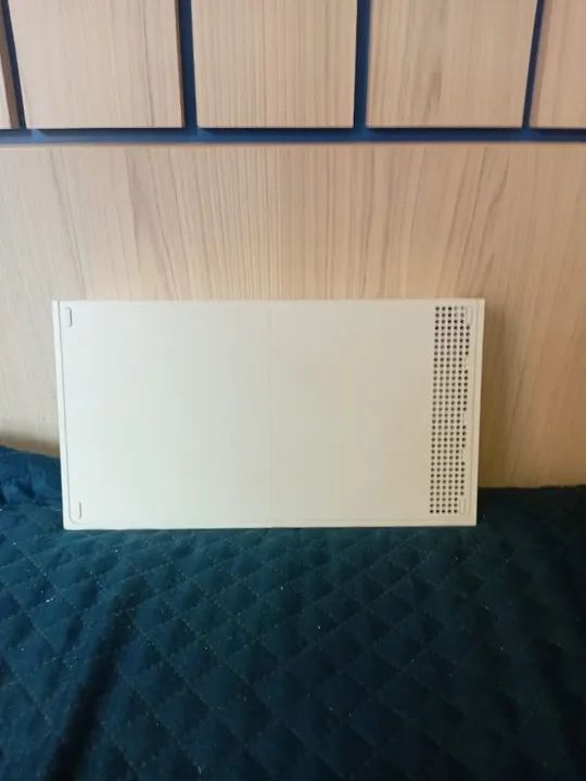 Xbox series s com dois controles  - Foto 2