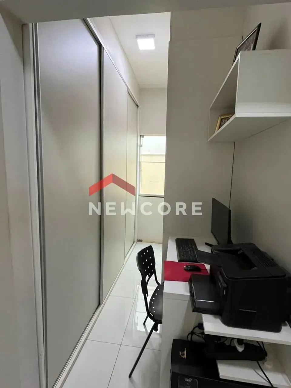 Casa em Alameda das Rosas - Parque Sagrada Família - Rondonópolis/MT