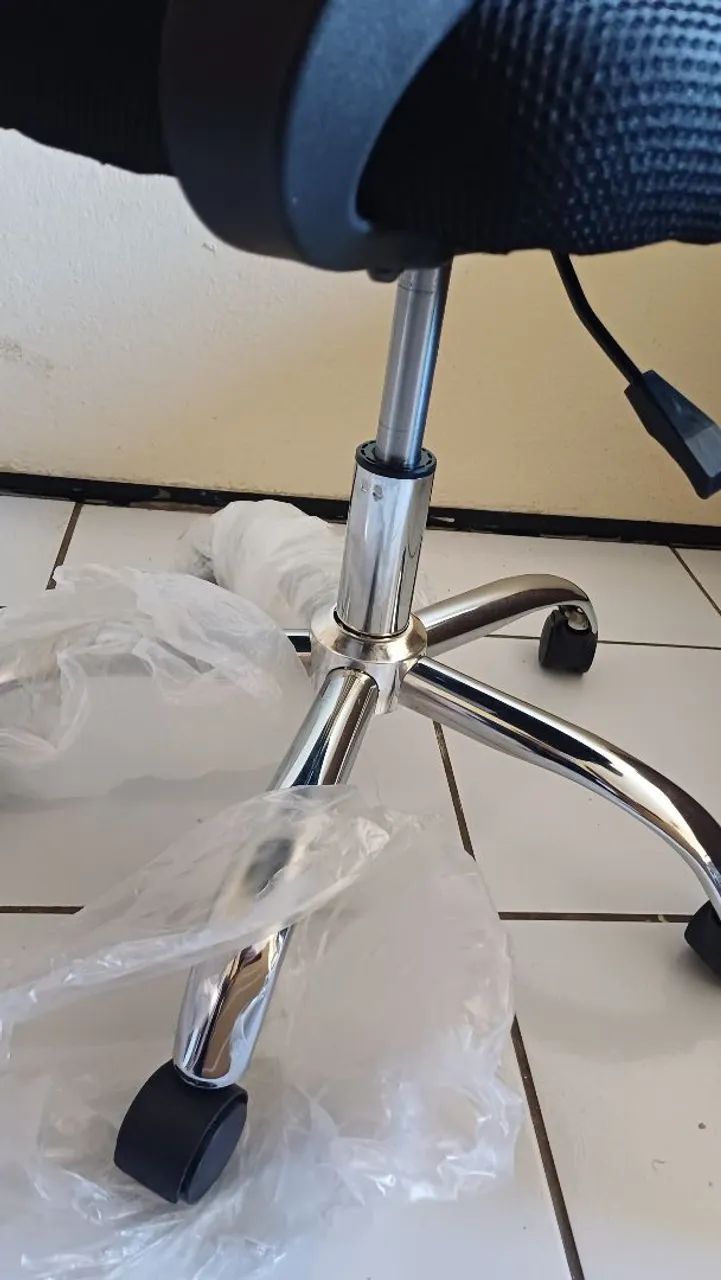 Cadeiras Para Escritório Home office Estudos Novas Lacrado de Fábrica - Foto 2