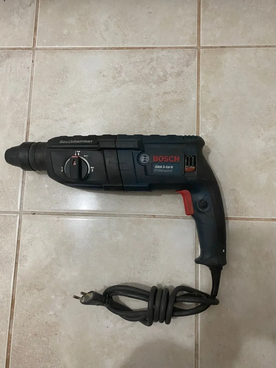 Martelete BOSCH 800W 220V
