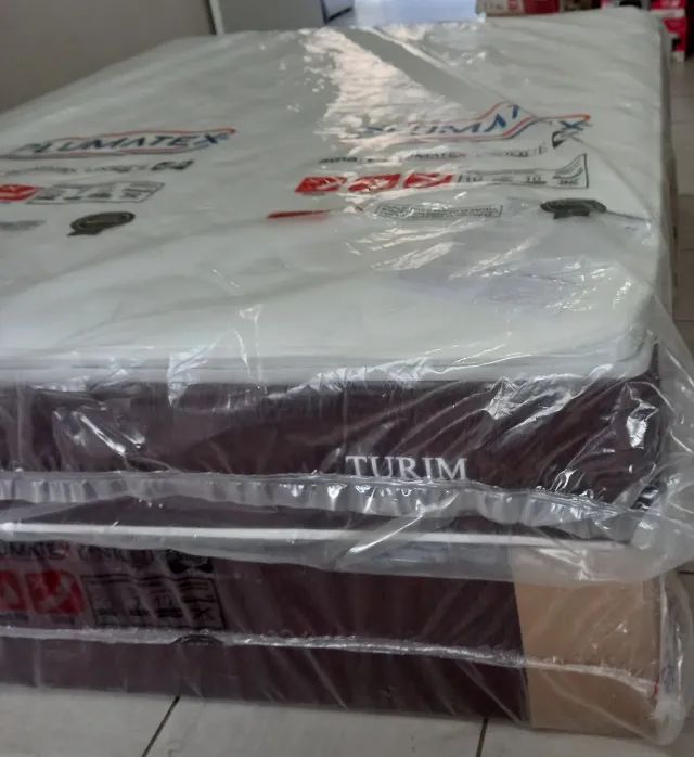 Conjunto Cama BOX - Colchão e base NOVOS- Turim Plumatex -Molas ensacadas- 1,88x1,38 - Foto 2