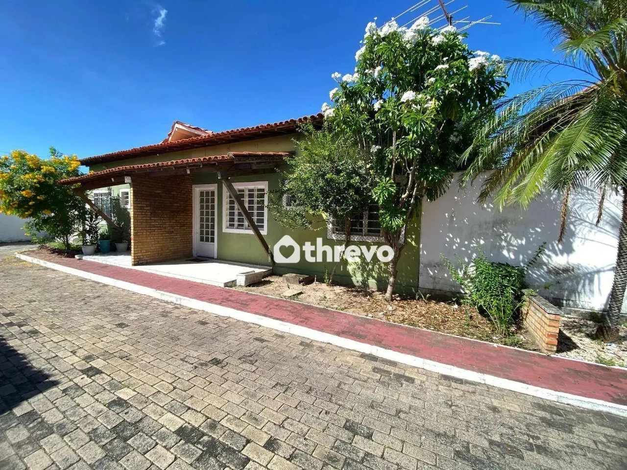 Casa com 2 dormitórios para alugar, 120 m² por R$ 1.920,00/mês - Piçarreira - Teresina/PI