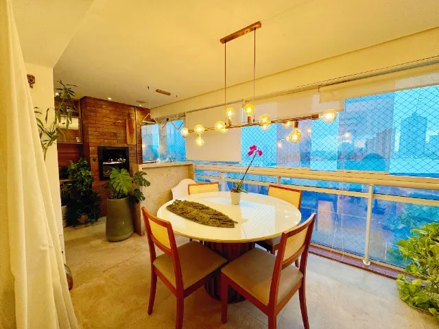 Lindo Apartamento Ed. Torres Liberto - 3 suítes, 2 vagas de garagem- Porteira fechada