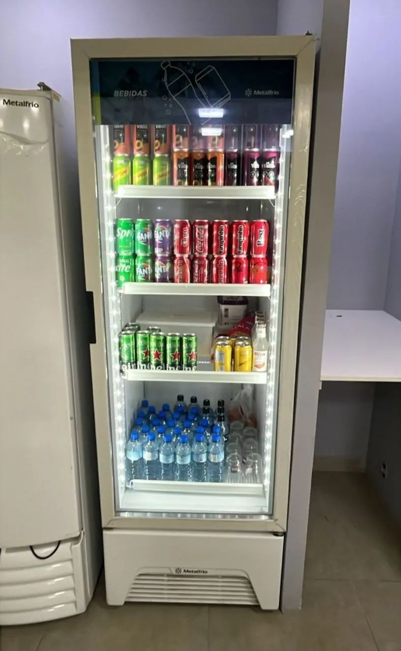 Refrigerador Expositor para Comércio - Metalfrio
