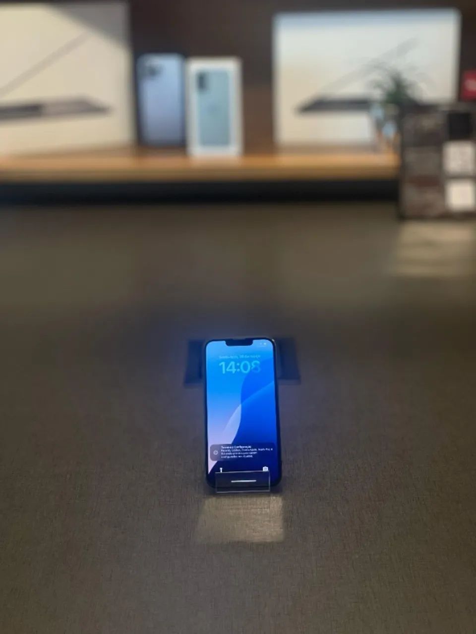 iPhone 14 128gb - Aceitamos troca e parcelamos  - Foto 2