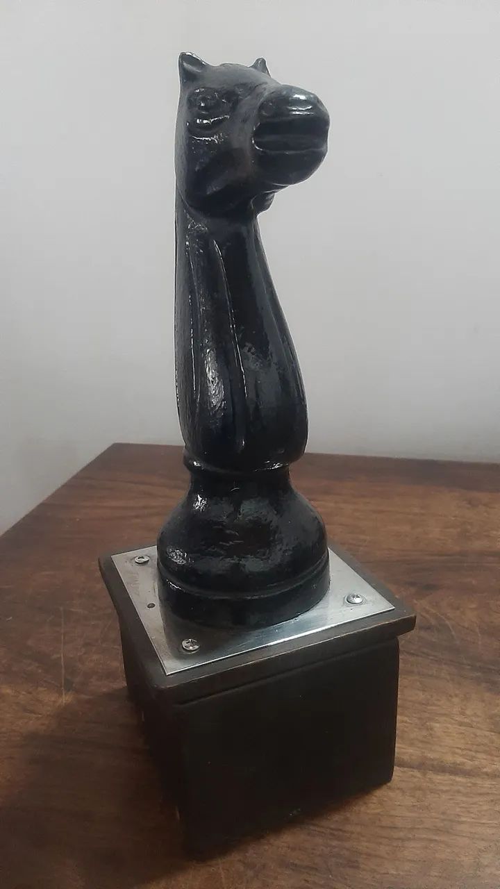 Escultura de Cavalo Decorativa