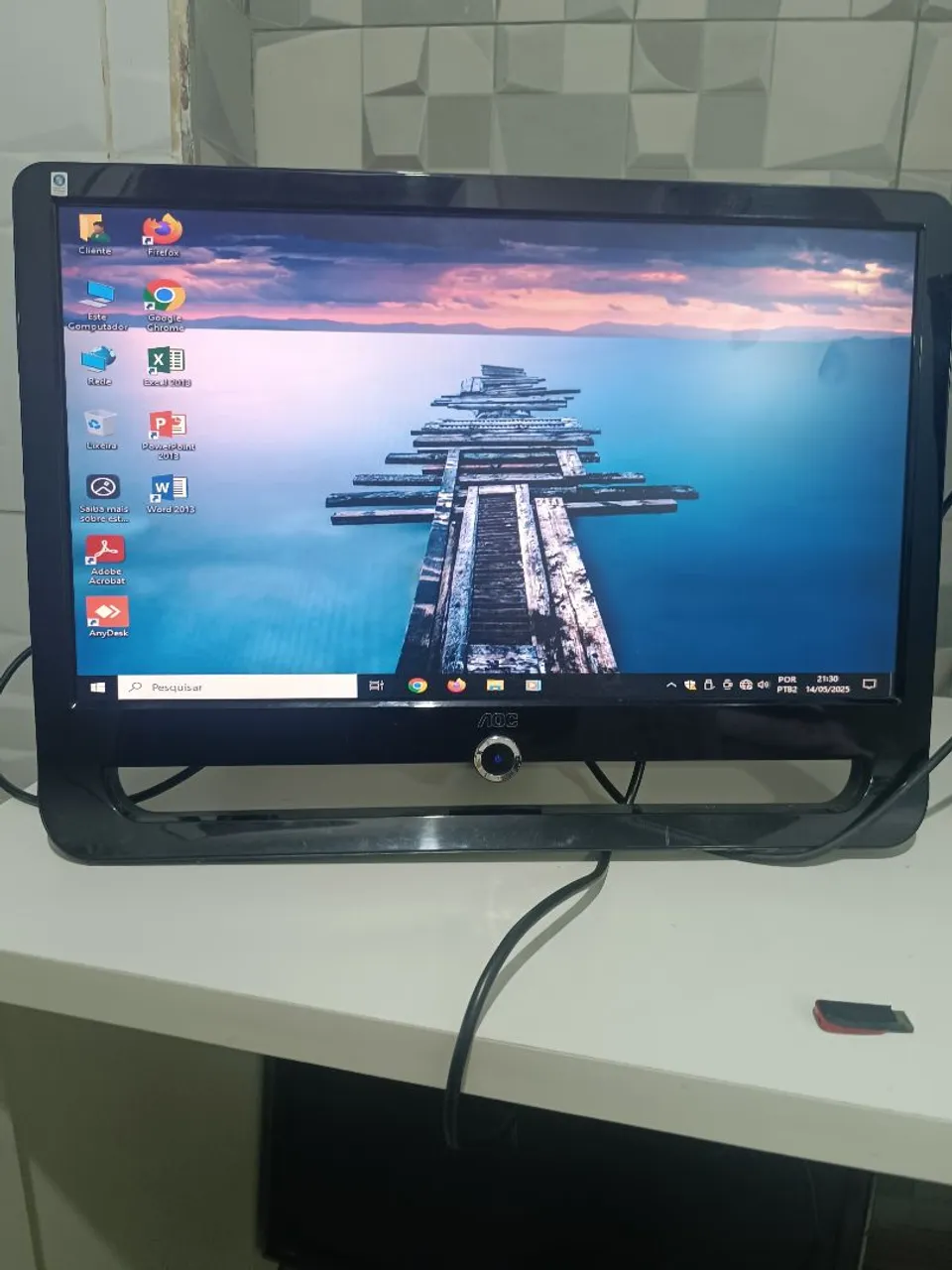 Monitor AOC