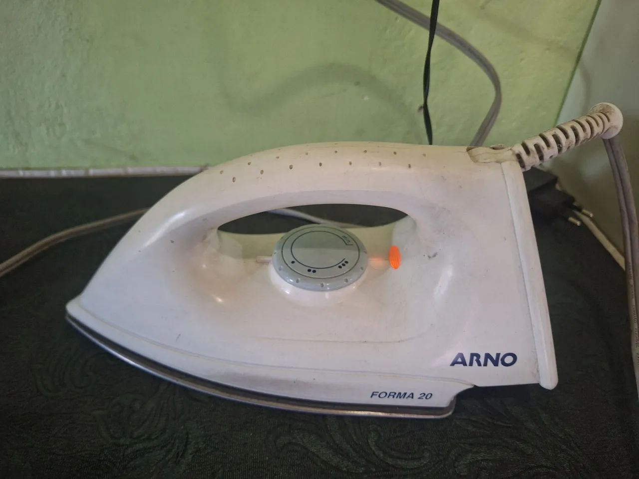 Ferro de Passar Roupa AINO Forna 20 - Foto 3