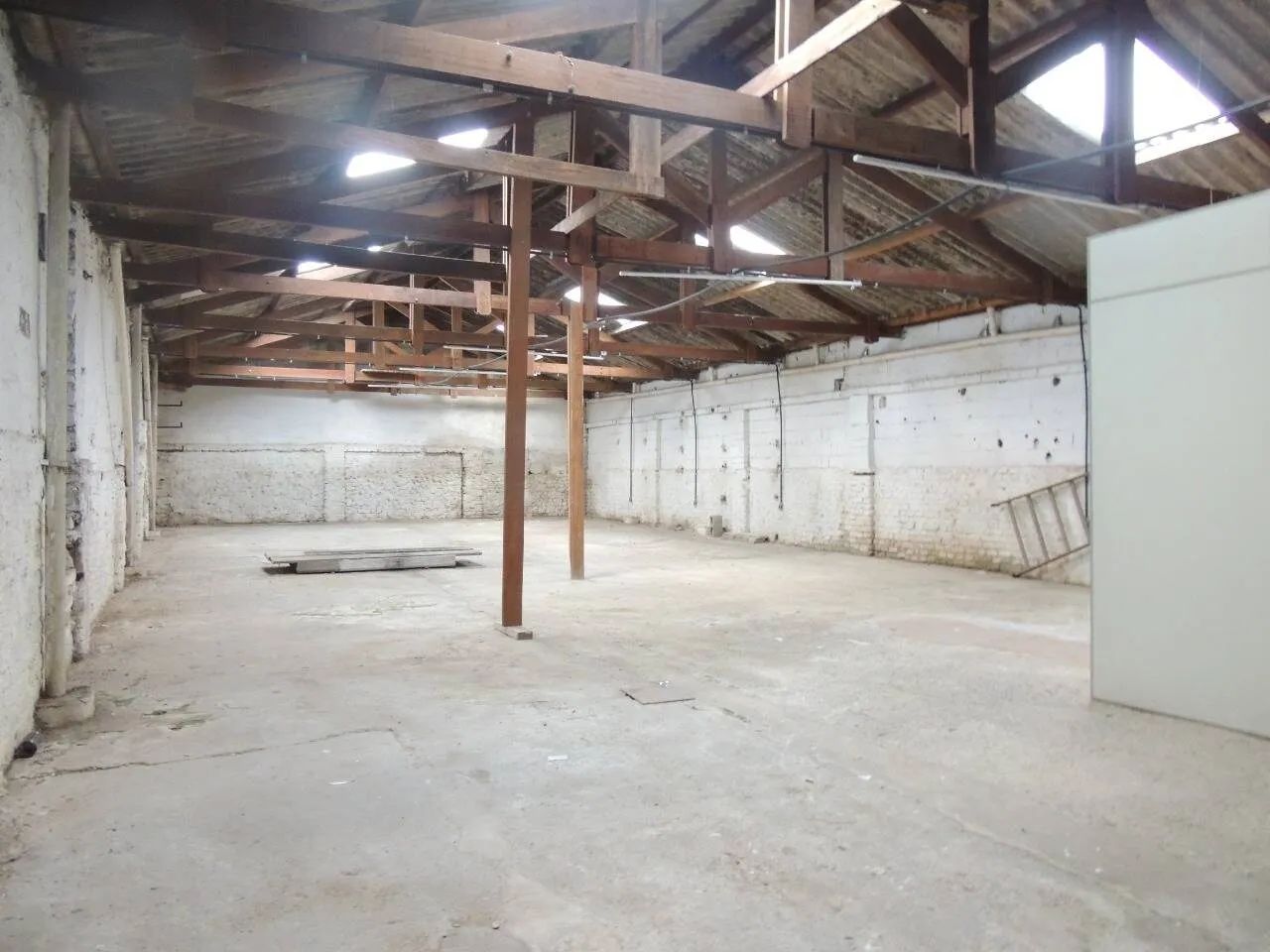 2,4 milhoes. Oportunidade única: Galpão comercial à venda em Santos-SP, bairro Paquetá. 6  - Foto 5