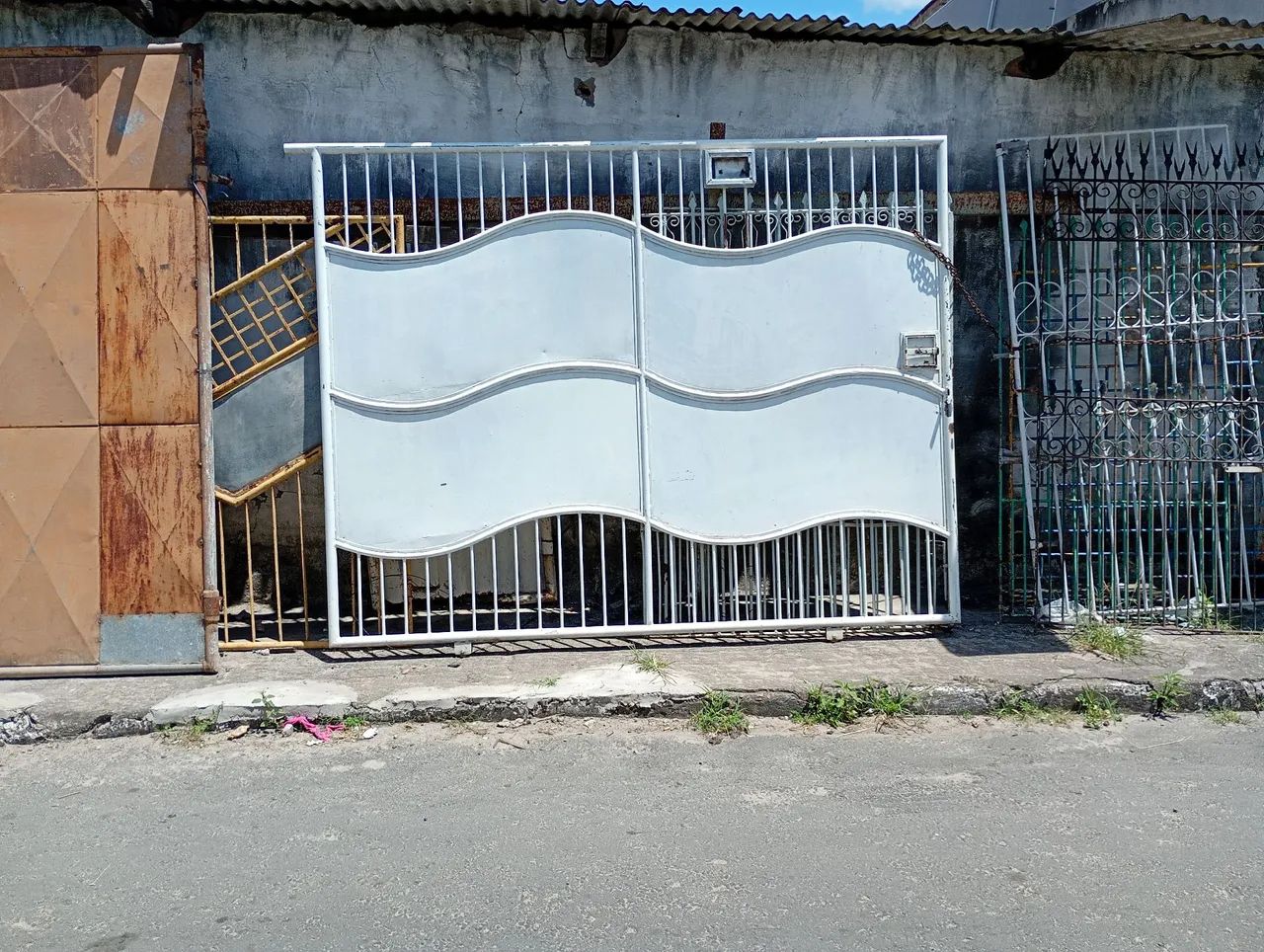 Puerta corredera de 265 cm de ancho y 210 cm de altura64985840547329120