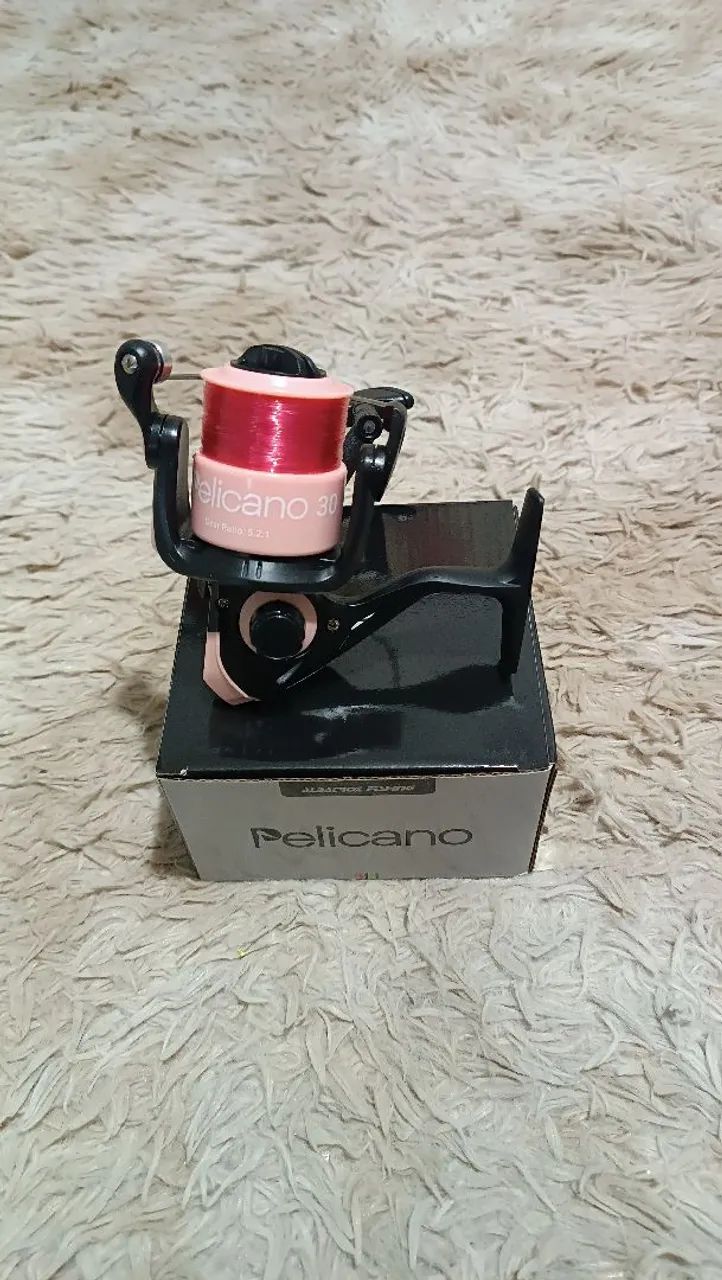 Molinete pelicano 3000 novo - Foto 6