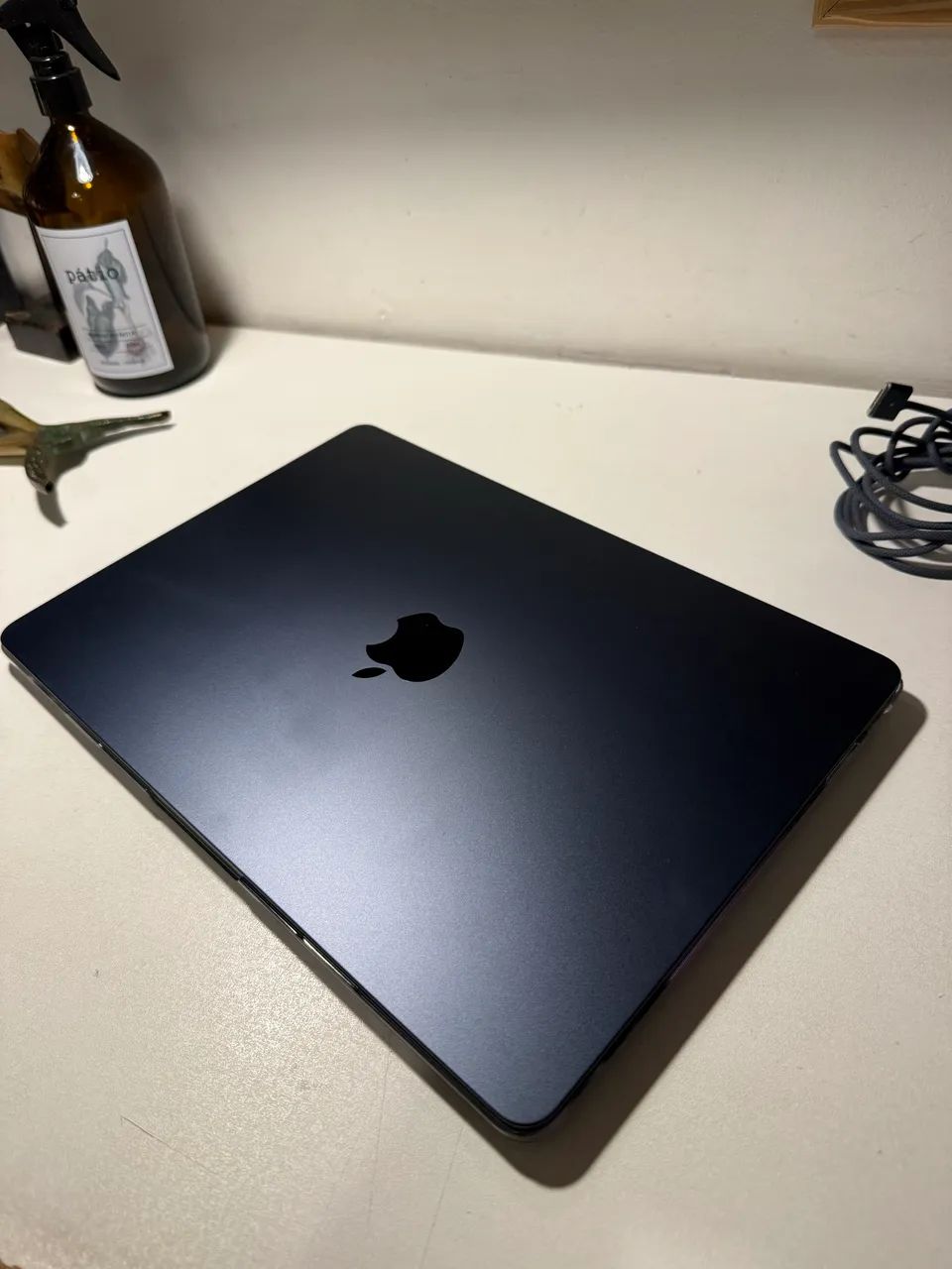MacBook Air M2, 13', 256gb, 8GB RAM - Midnight (azul escuro