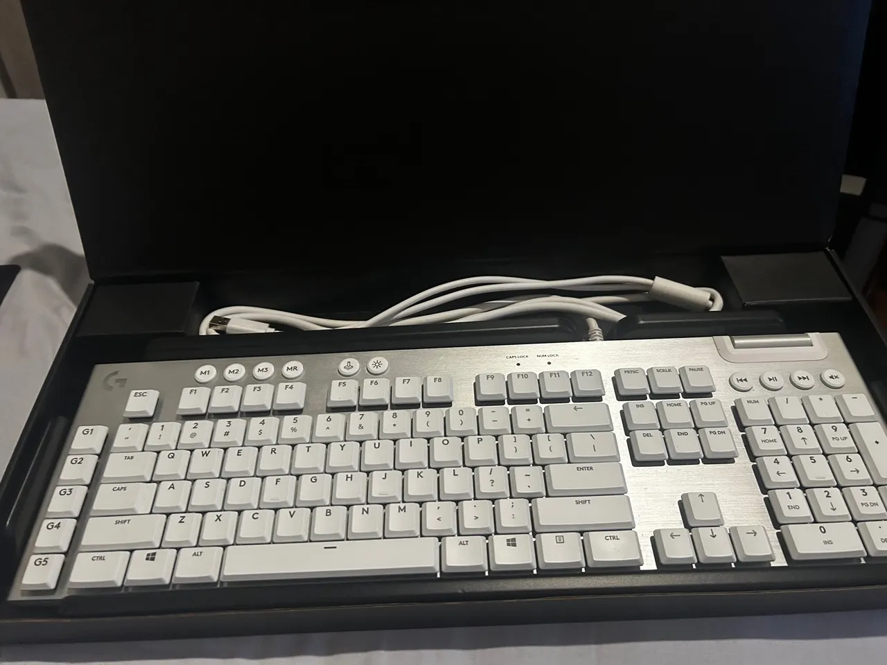 Teclado Mecânico Logitech G815 switch vermelho