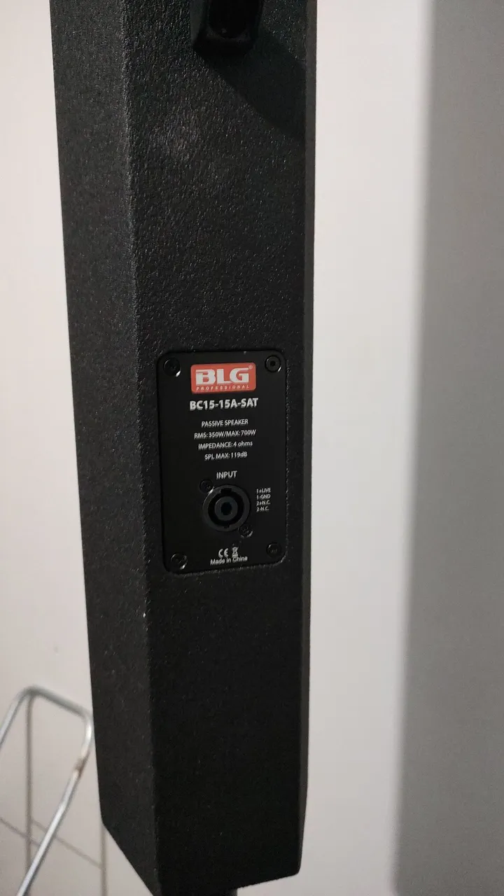 Caixa de Som BLG BC15-15A-SAT 1000W