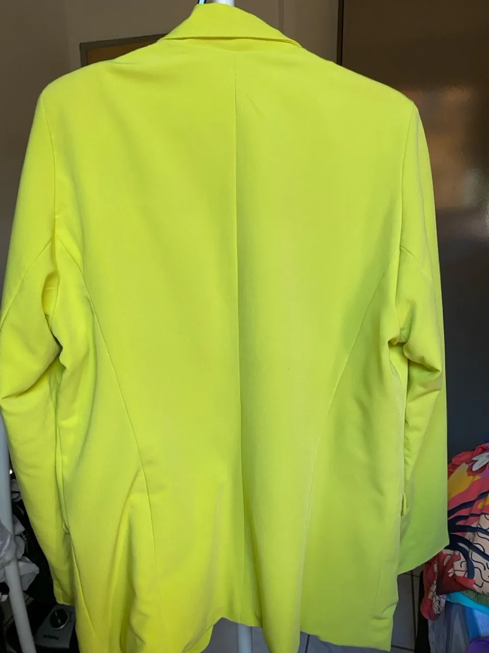 Blazer amarelo vibrante