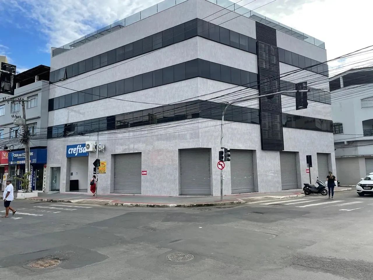 Loja na Av. Expedito Garcia