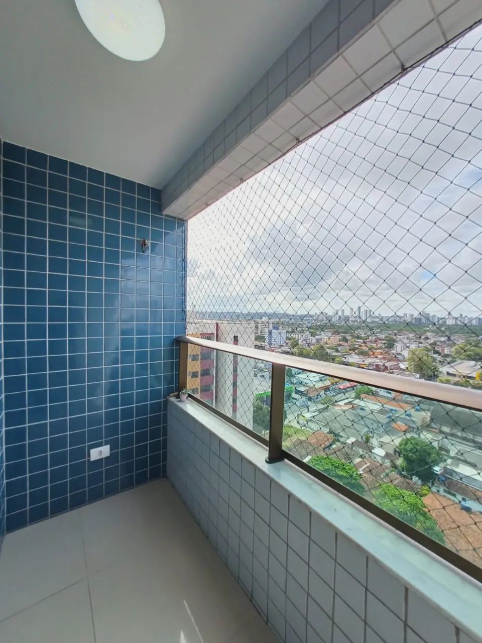 Imóvel para venda possui 60 metros quadrados com 3 quartos em Cordeiro - Recife - PE - Foto 2
