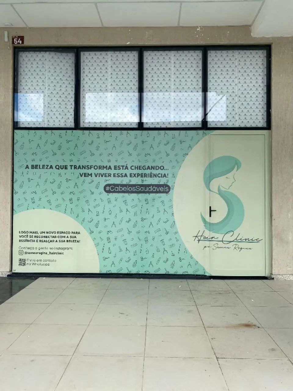 Impressão e aplicação de adesivo - Foto 5