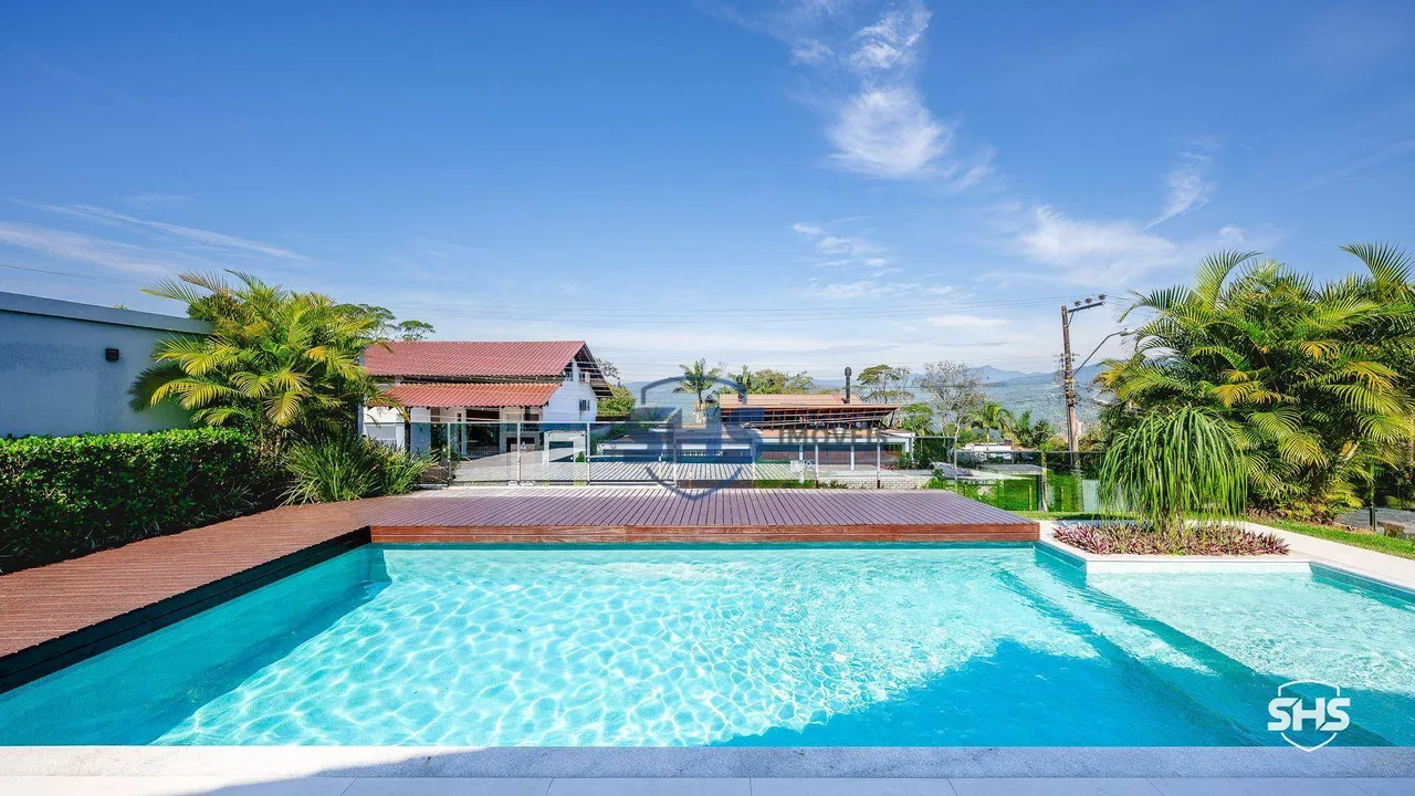 Casa com 4 dormitórios à venda, 468 m² por R$ 2.600.000,00 - Ponta Aguda - Blumenau/SC