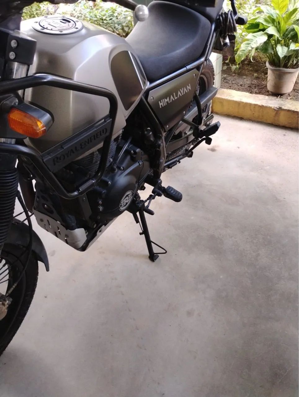 Moto a venda Royal Enfield Himalaya 411cc 12.000 km - Foto 5