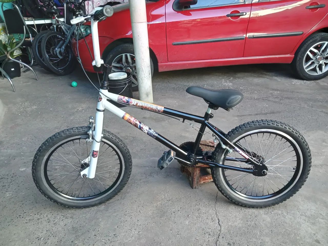 Bicicleta Infantil homem aranha seminova 